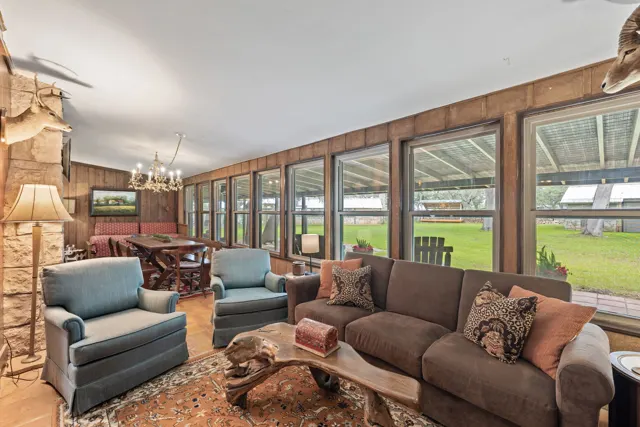 Poco Loco Ranch — Texas Hill Country guest ranch in Boerne